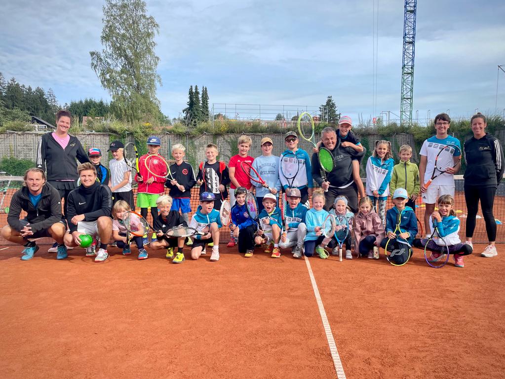 Jugend-Sommer-Tenniscamp